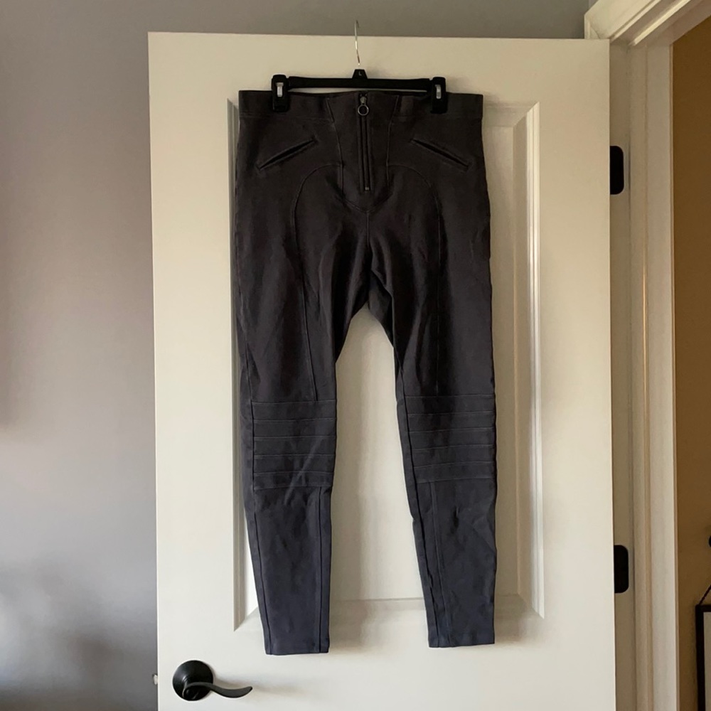 Express Zip Leggings